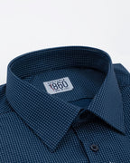 Camicia Bergamo - popeline stampato 100% cotone, fondo blu con motivi bianchi